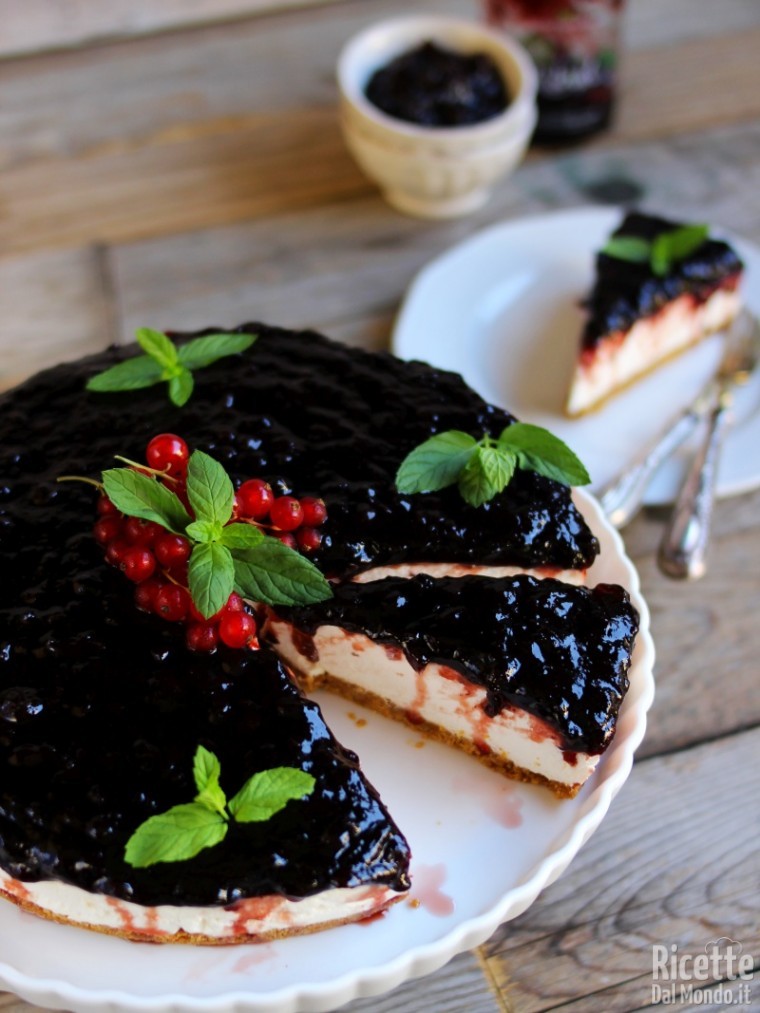 Come fare la cheesecake con confettura di mirtilli