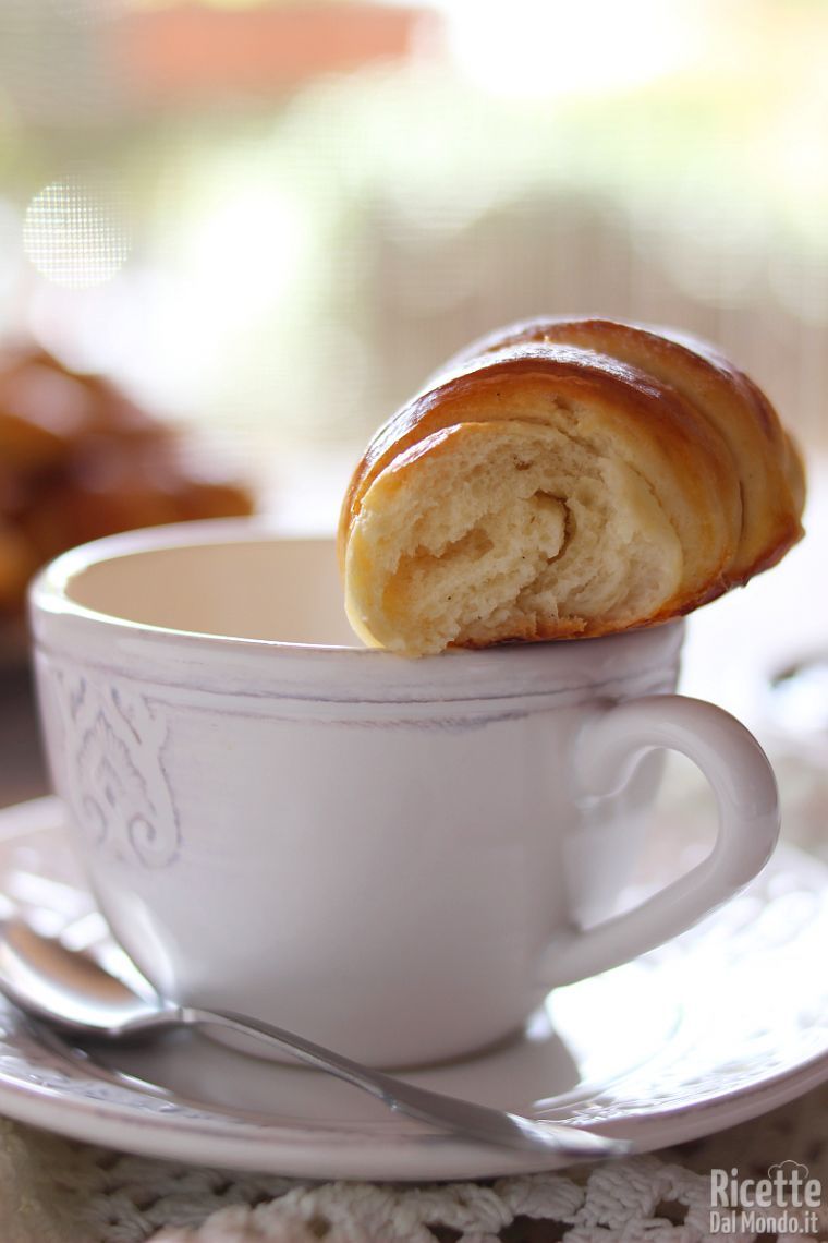 Come fare i cornetti sfogliati come quelli del bar