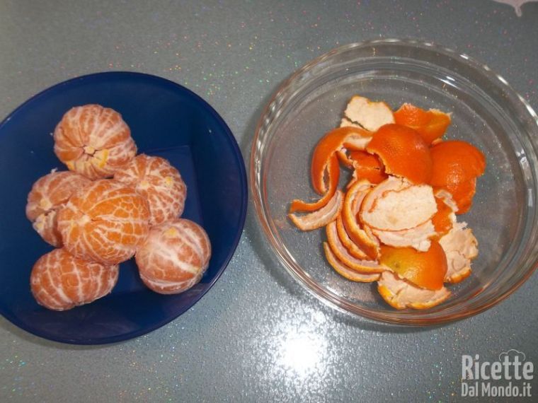 Sbucciare le clementine