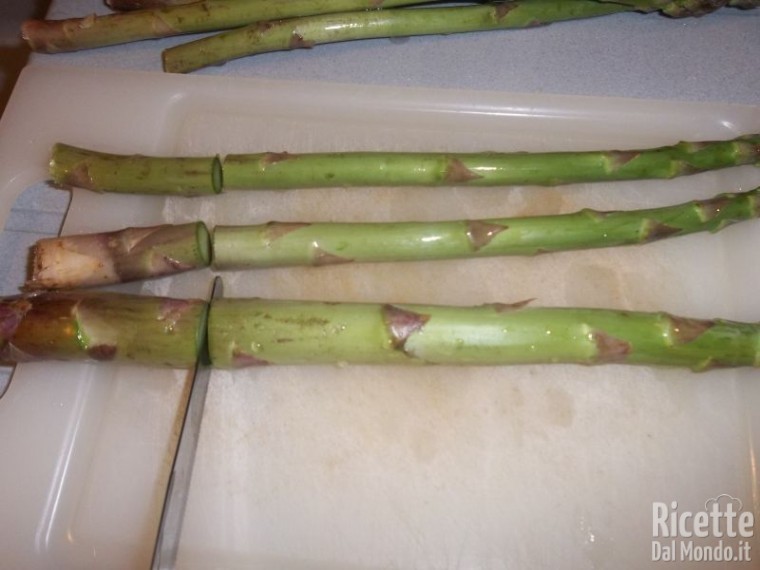 Come Pulire e Cuocere gli Asparagi
