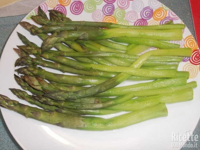 come-pulire-asparagi-0