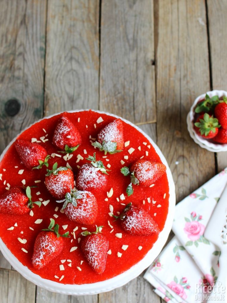 Ricetta cheesecake alle fragole semplice