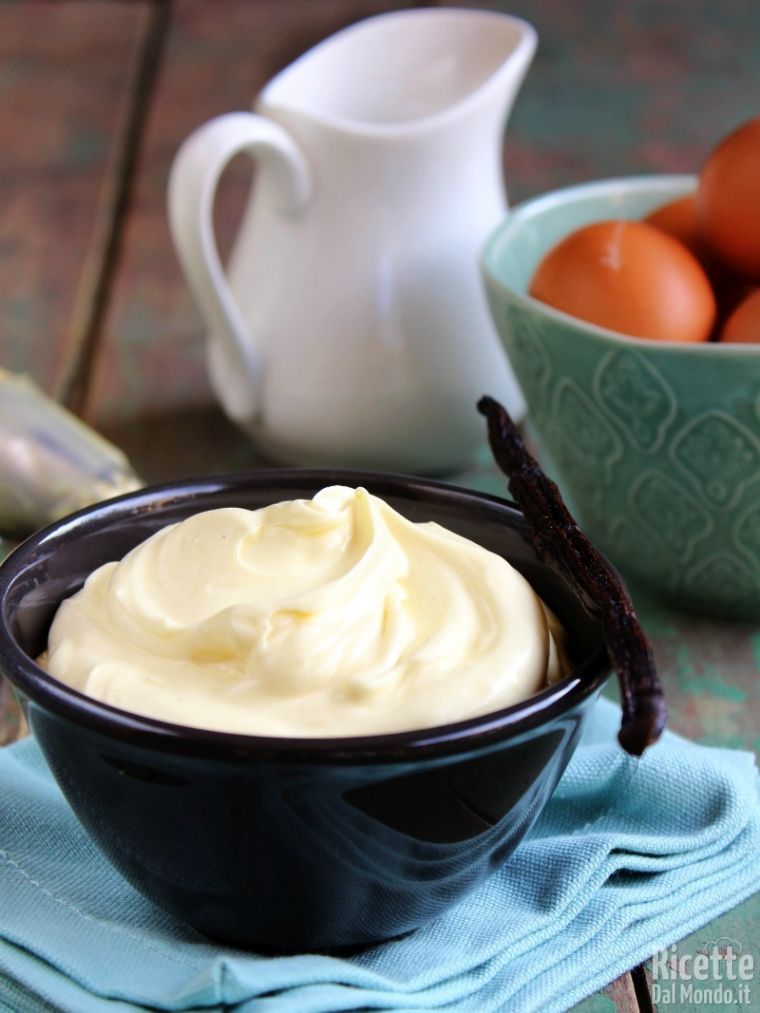 Crema diplomatica alla vaniglia