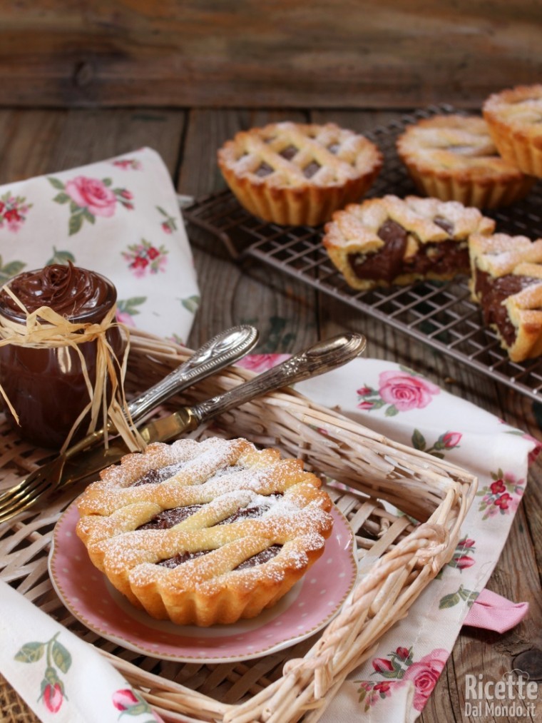 Gustose crostatine alla Nutella