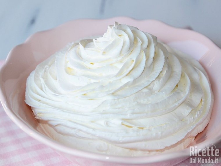 Come fare la crema al latte