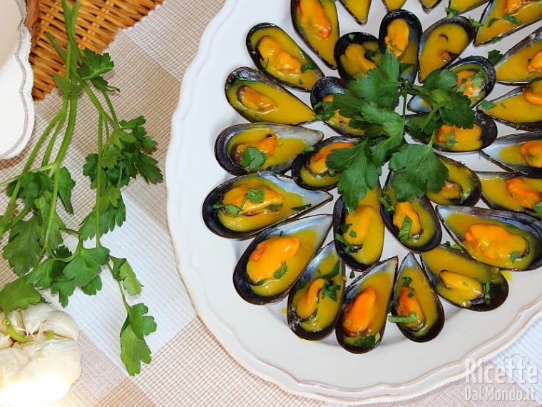 Cozze allo zafferano 8