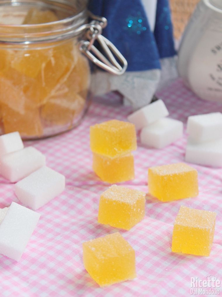 Come fare le caramelle gelèe all'arancia