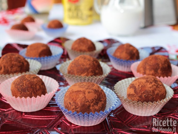 Tartufini di pandoro