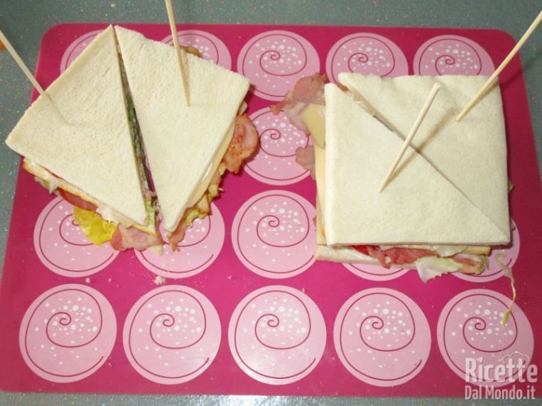 Clubhouse sandwich 7