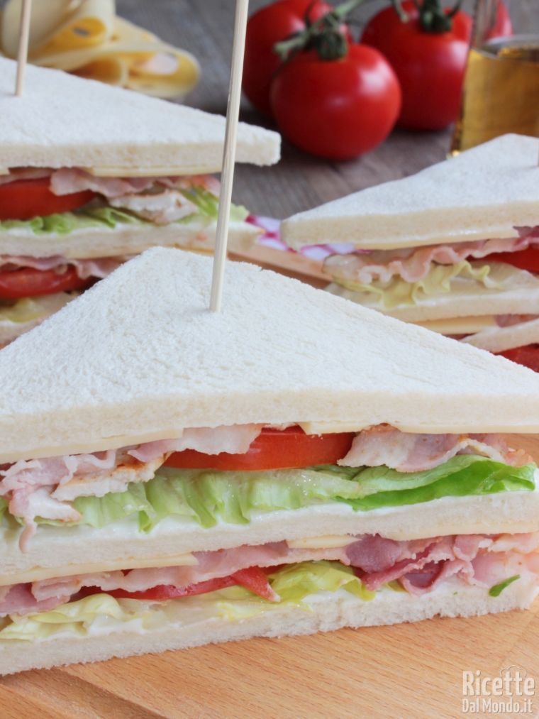 Come fare il clubhouse sandwich