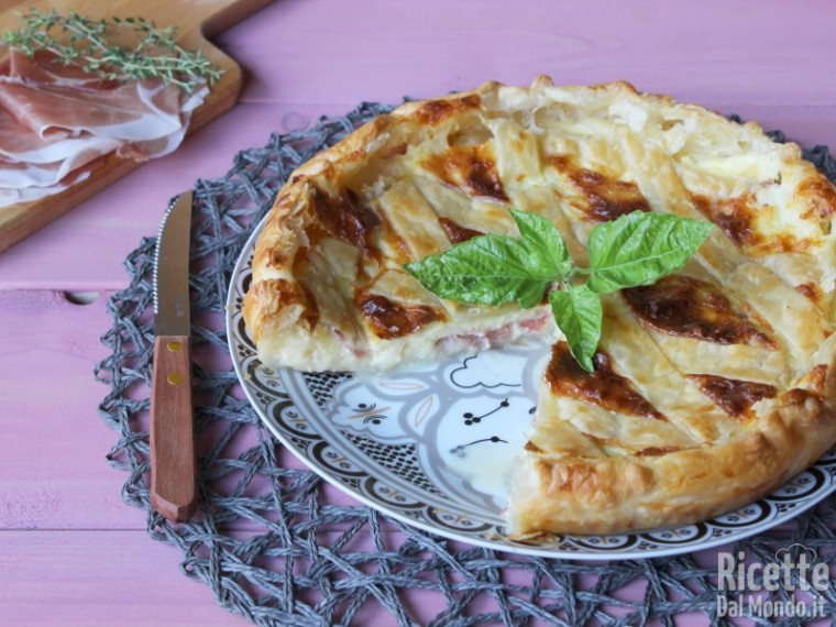 Crostata salata con Prosciutto crudo e Stracchino
