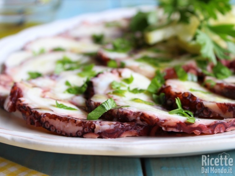 Carpaccio di polpo fresco