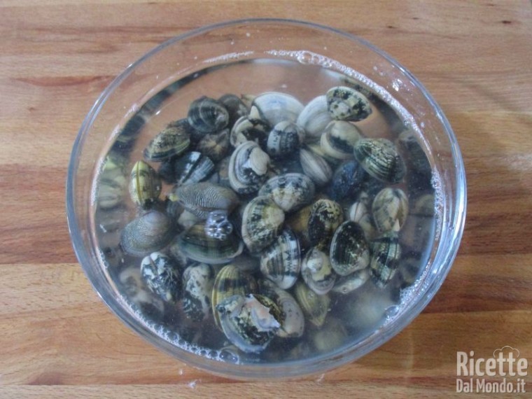 Come pulire le vongole 4