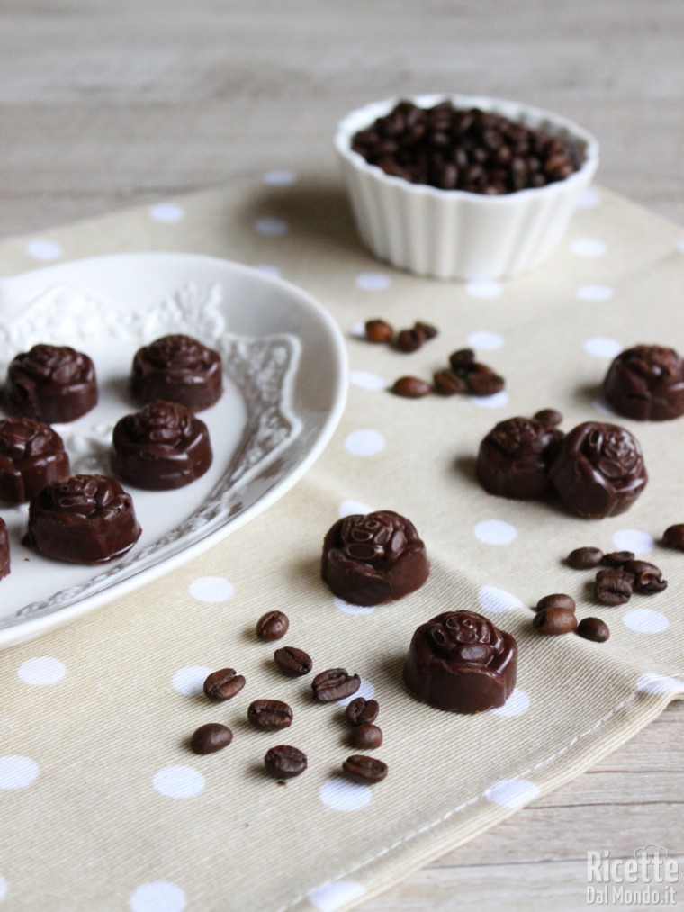 Cioccolatini Al Caffe Fatti In Casa Ricettedalmondo It