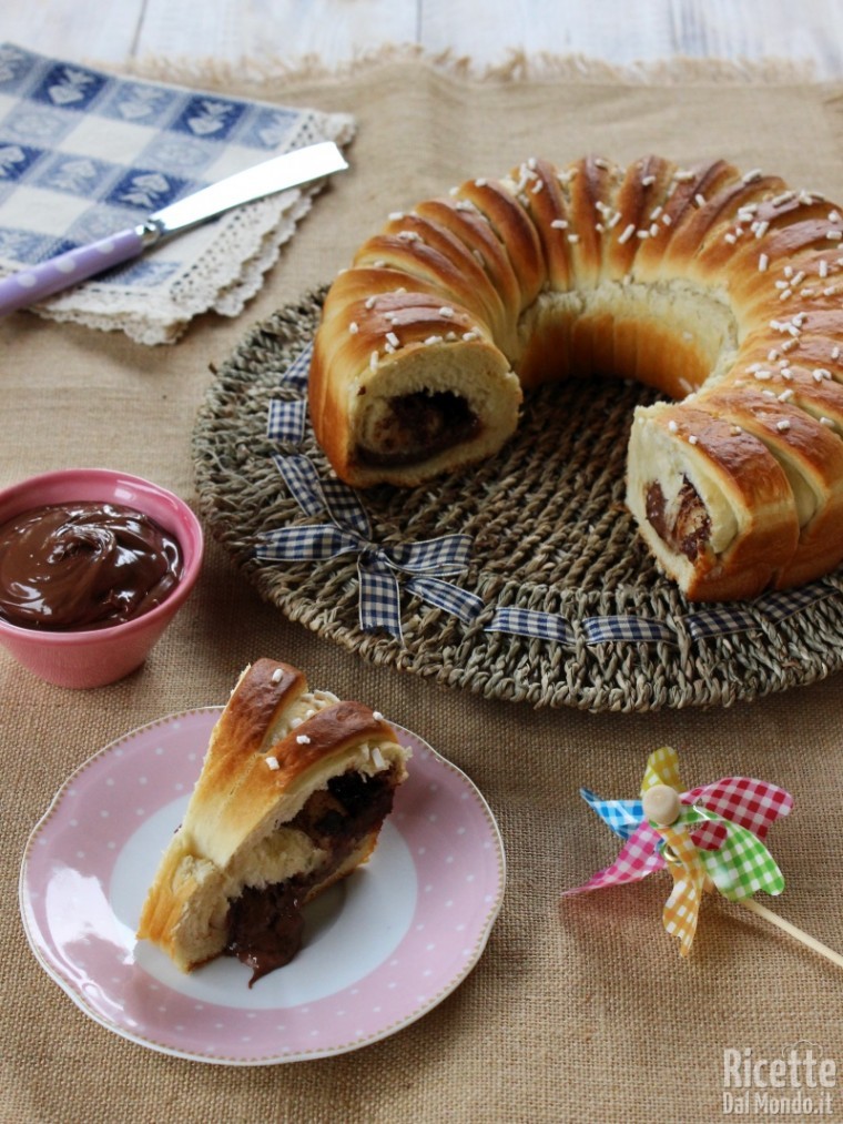 Come fare la corona di pan brioche dolce