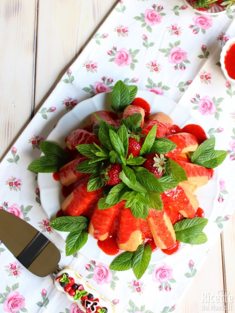 Charlotte alle fragole francese