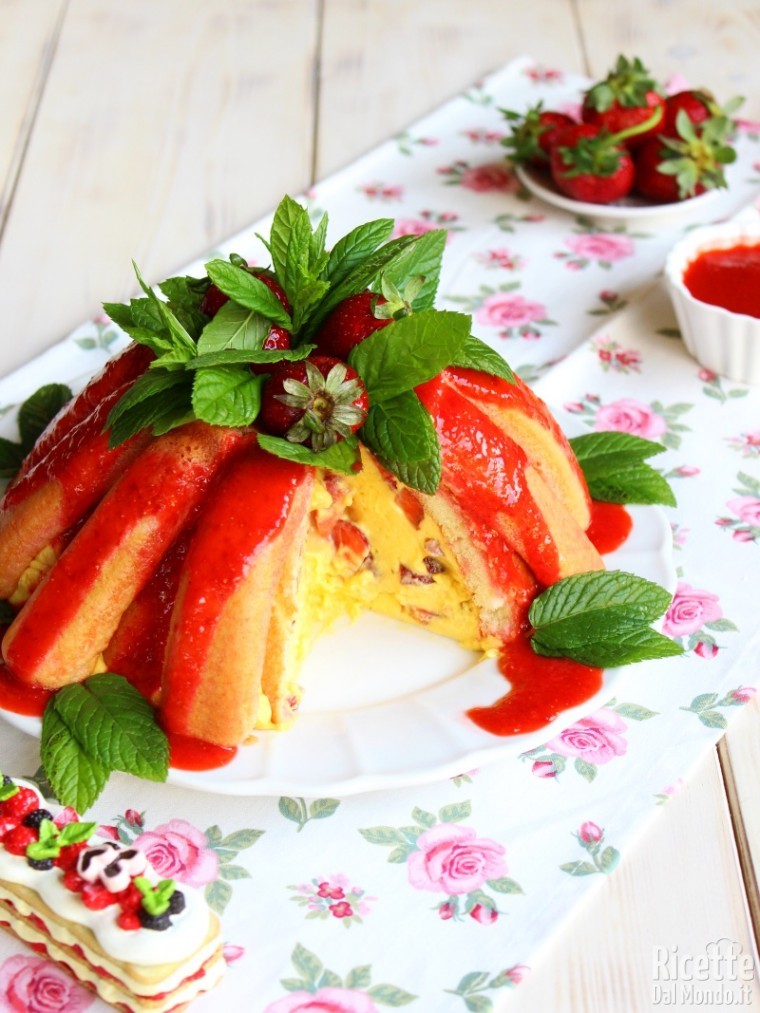 Come fare la charlotte alle fragole