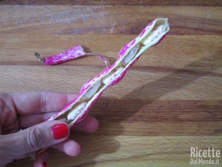 Come pulire e cuocere i fagioli borlotti freschi 5