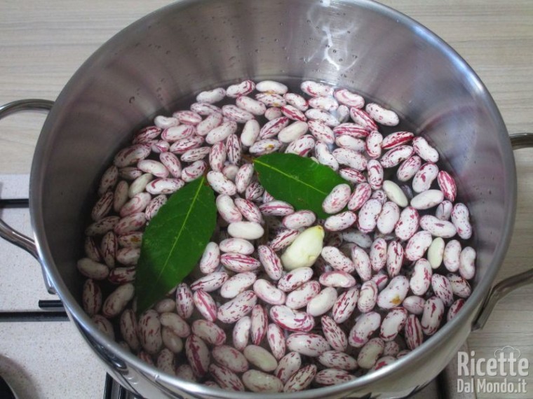 Come Pulire E Cuocere I Fagioli Borlotti Freschi