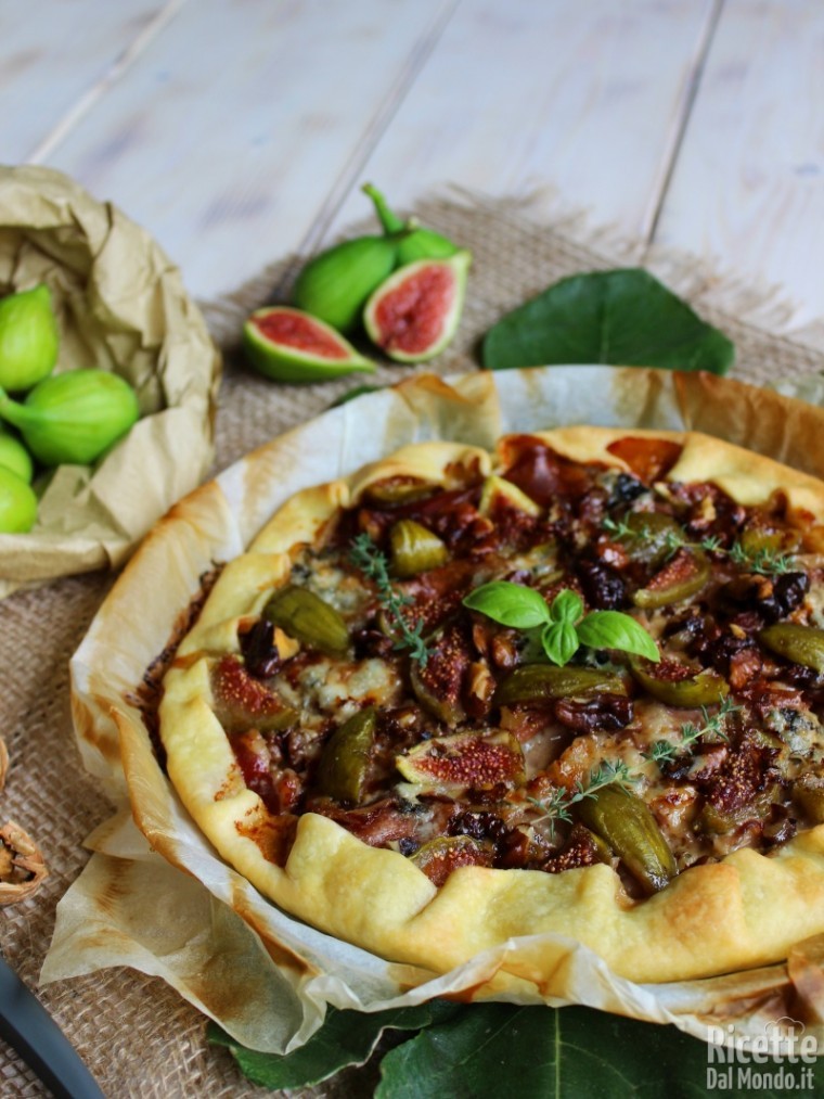 Come fare la crostata salata di fichi, crudo e gorgonzola