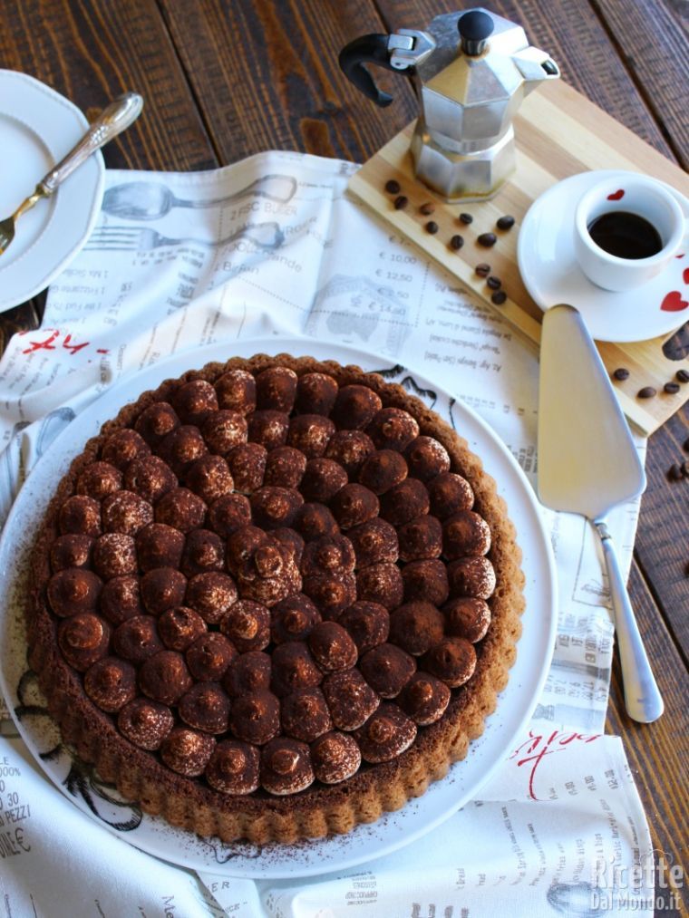 Crostata morbida al tiramisù al caffè