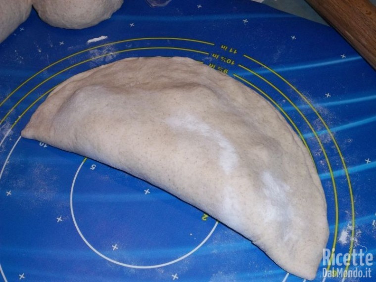 Calzoni con Farina Mista