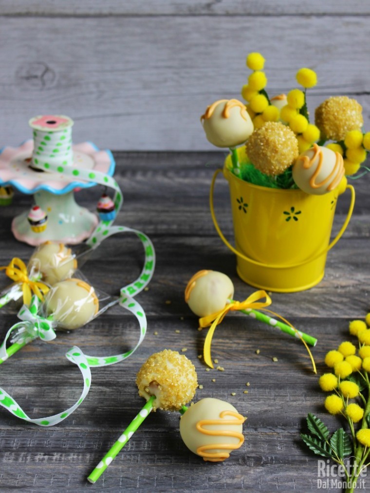Come fare i Cake pops al limone