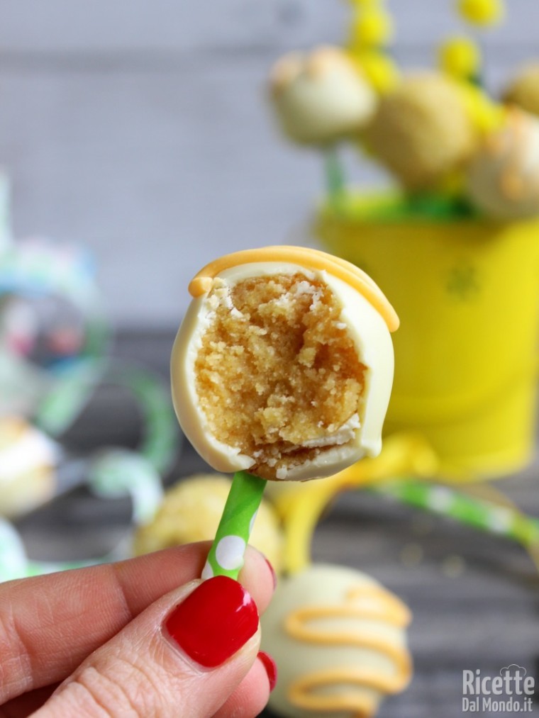 Semplici Cake pops al limone