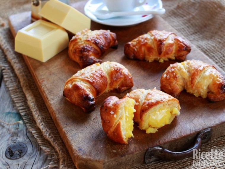 Ricetta croissant al cioccolato bianco
