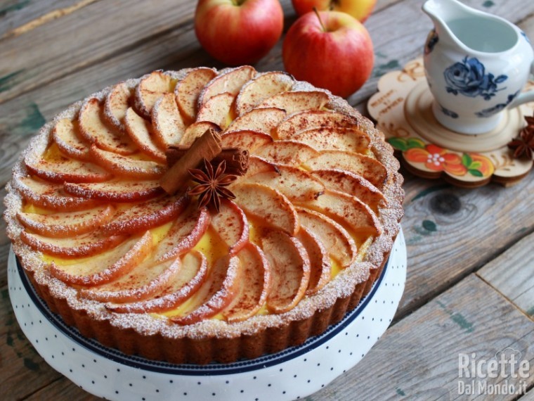 Crostata di mele e crema