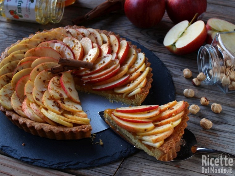Semplice crostata di mele
