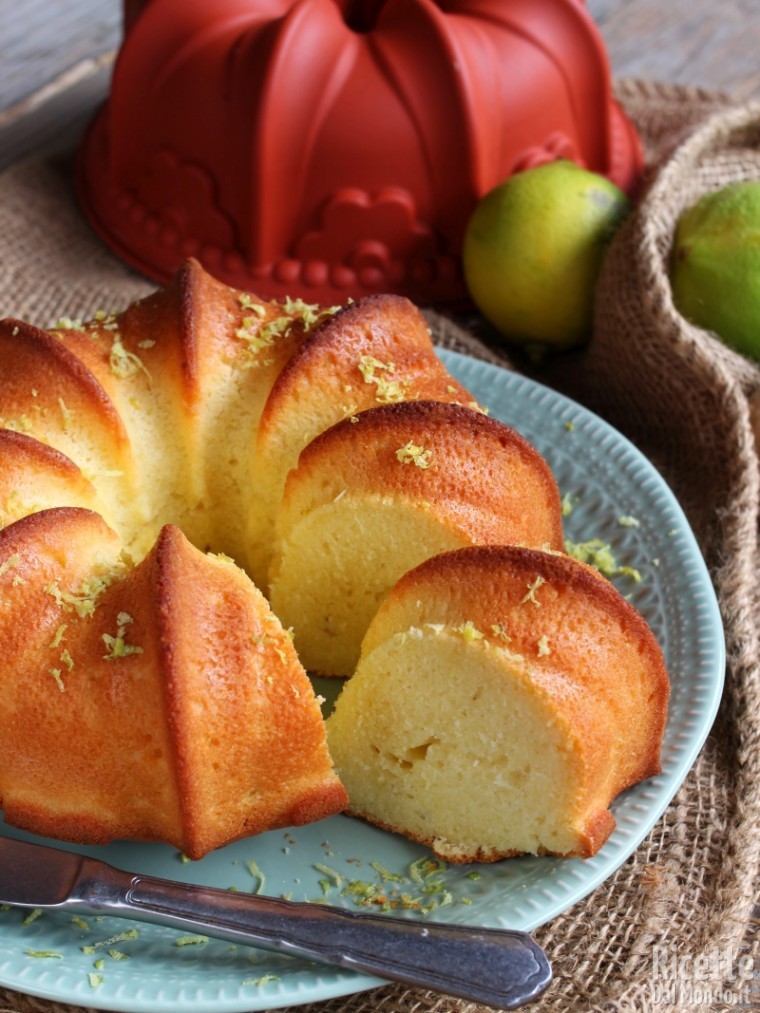 Ciambella bergamotto e zenzero fatta in casa