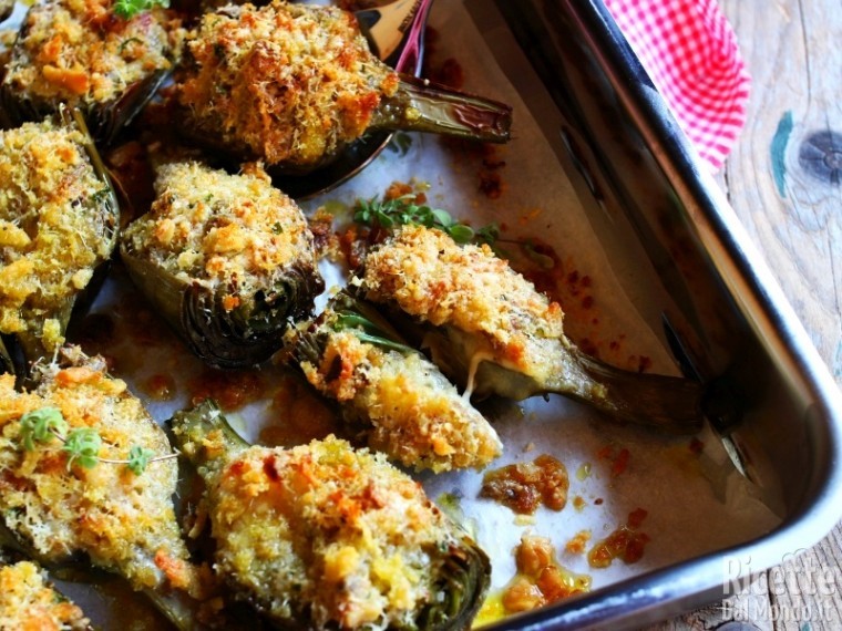 Carciofi al forno gratinati con le noci