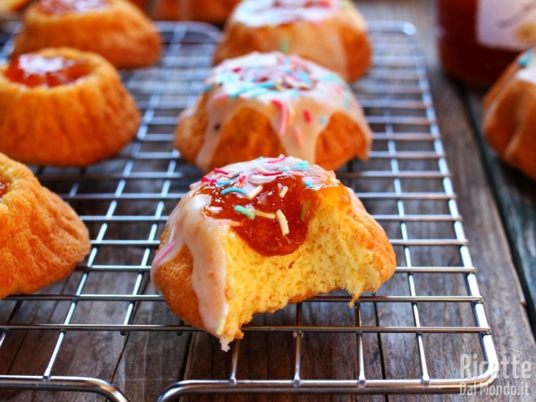 Ricetta ciambelline soffici glassate