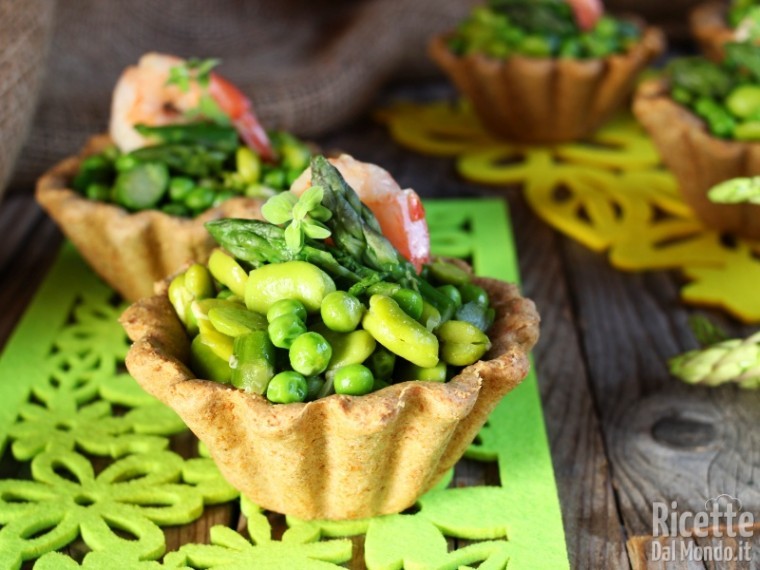 Cestini integrali con primizie fresche