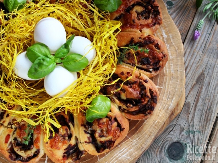 Ricetta corona con radicchio e speck