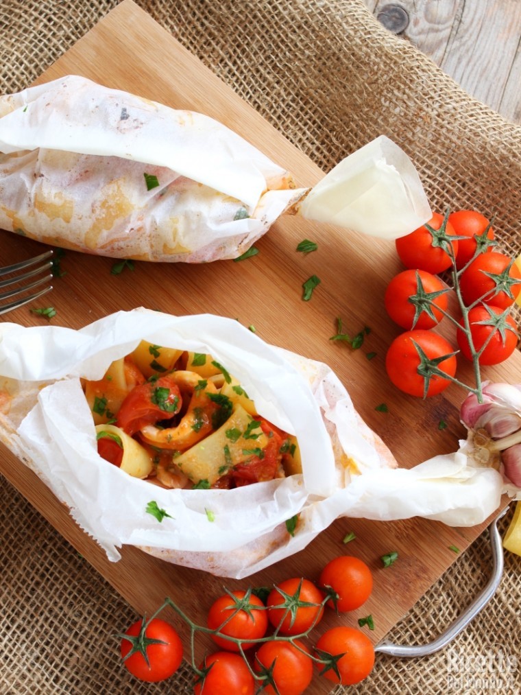 Calamarata al cartoccio al forno | RicetteDalMondo.it