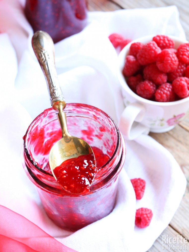 Conserva di lamponi freschi