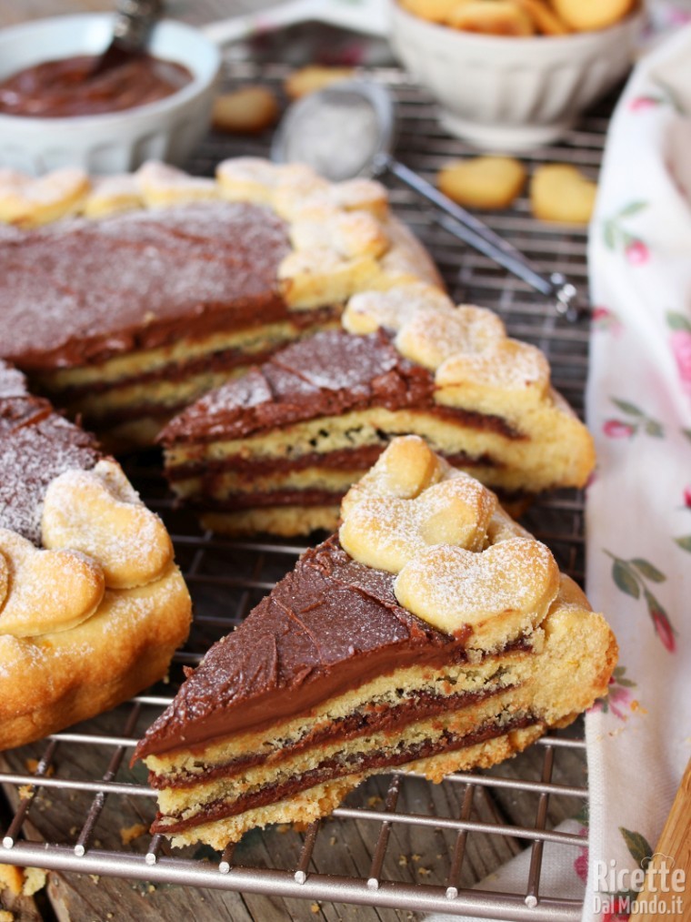 Come fare la crostata multistrato morbida