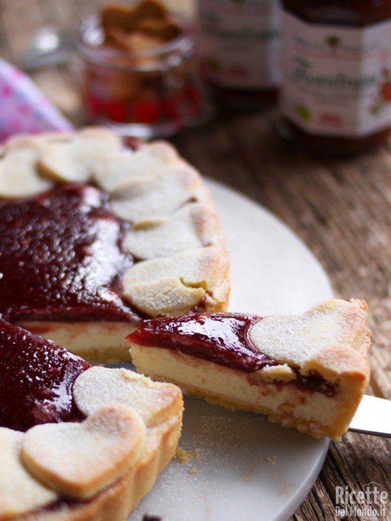 Come fare una crostata con ricotta e marmellata