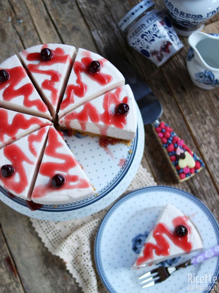Come fare la cheesecake all'amarena fredda
