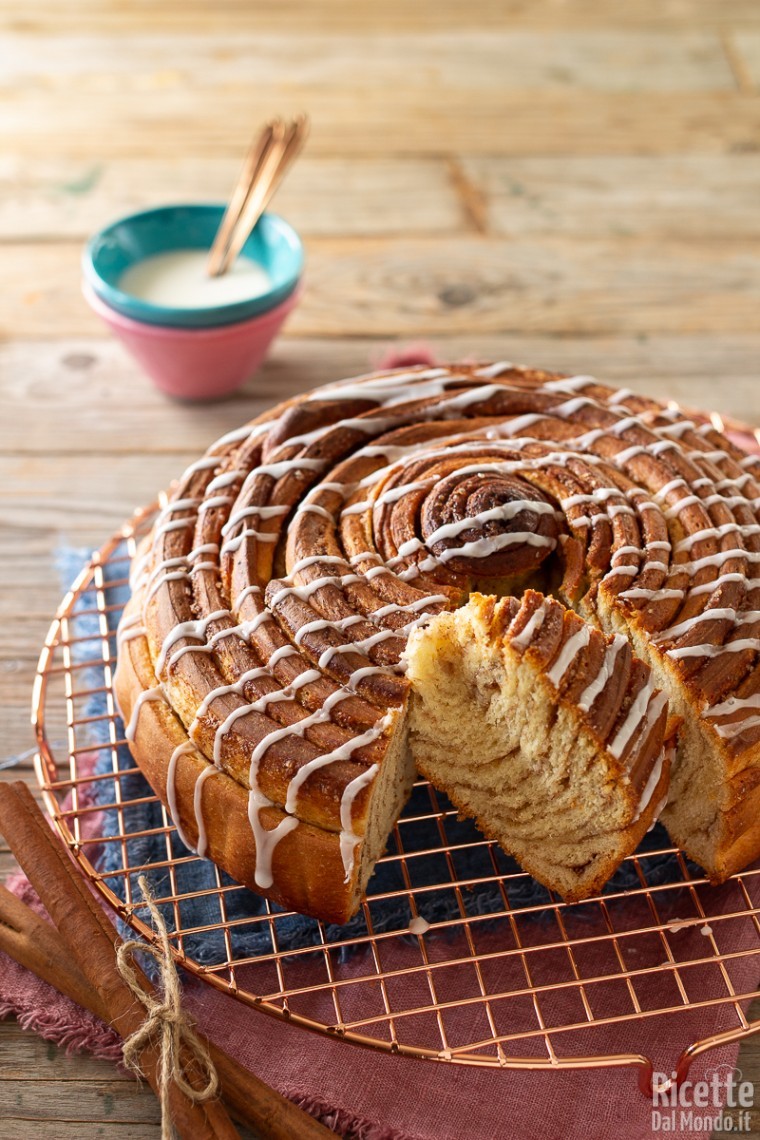 Cinnamon roll cake recipe