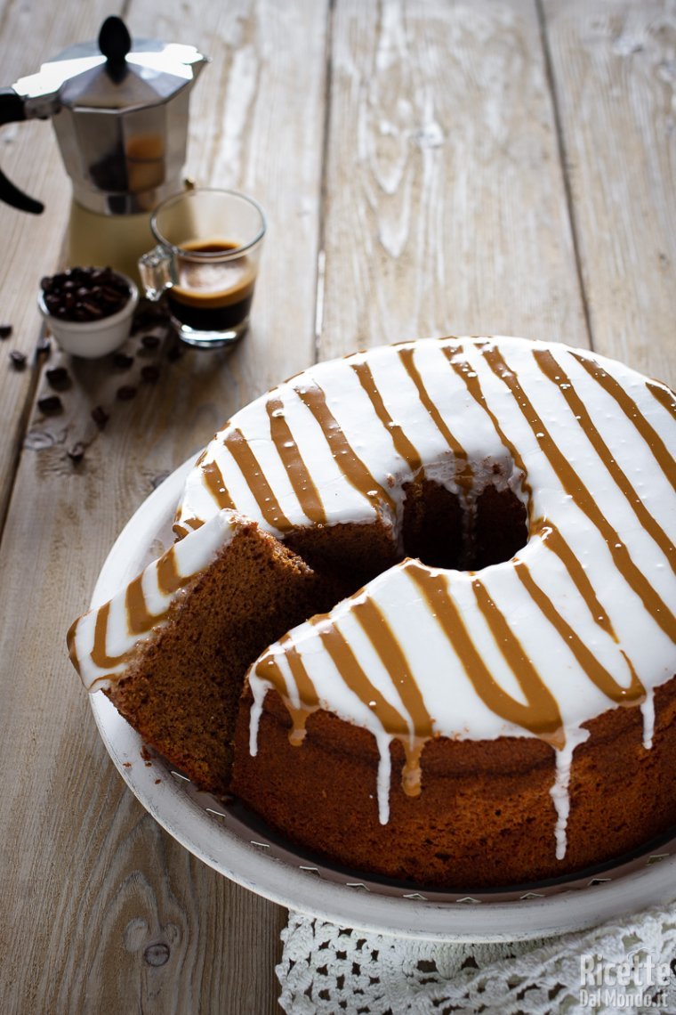 Come fare una chiffon cake al caffè sofficissima