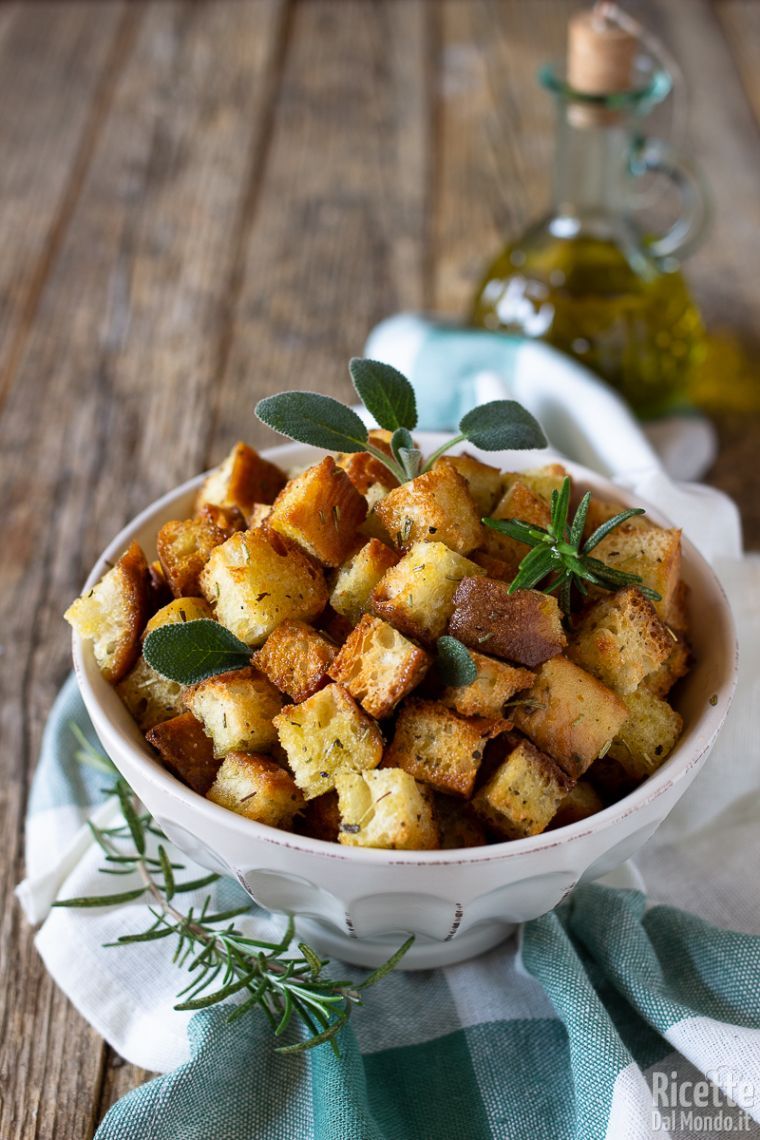 Come fare i crostini di pane