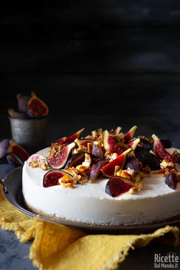 Come fare la cheesecake ricotta e fichi e noci