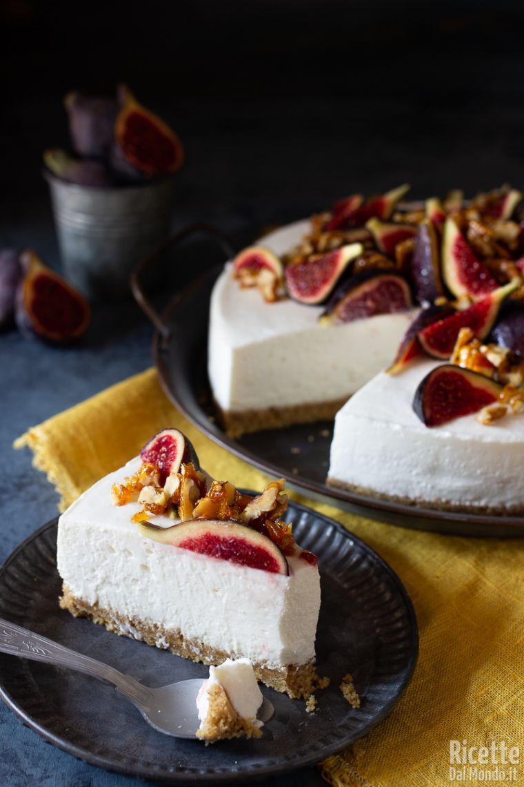 Cheesecake ricotta e fichi con noci caramellate