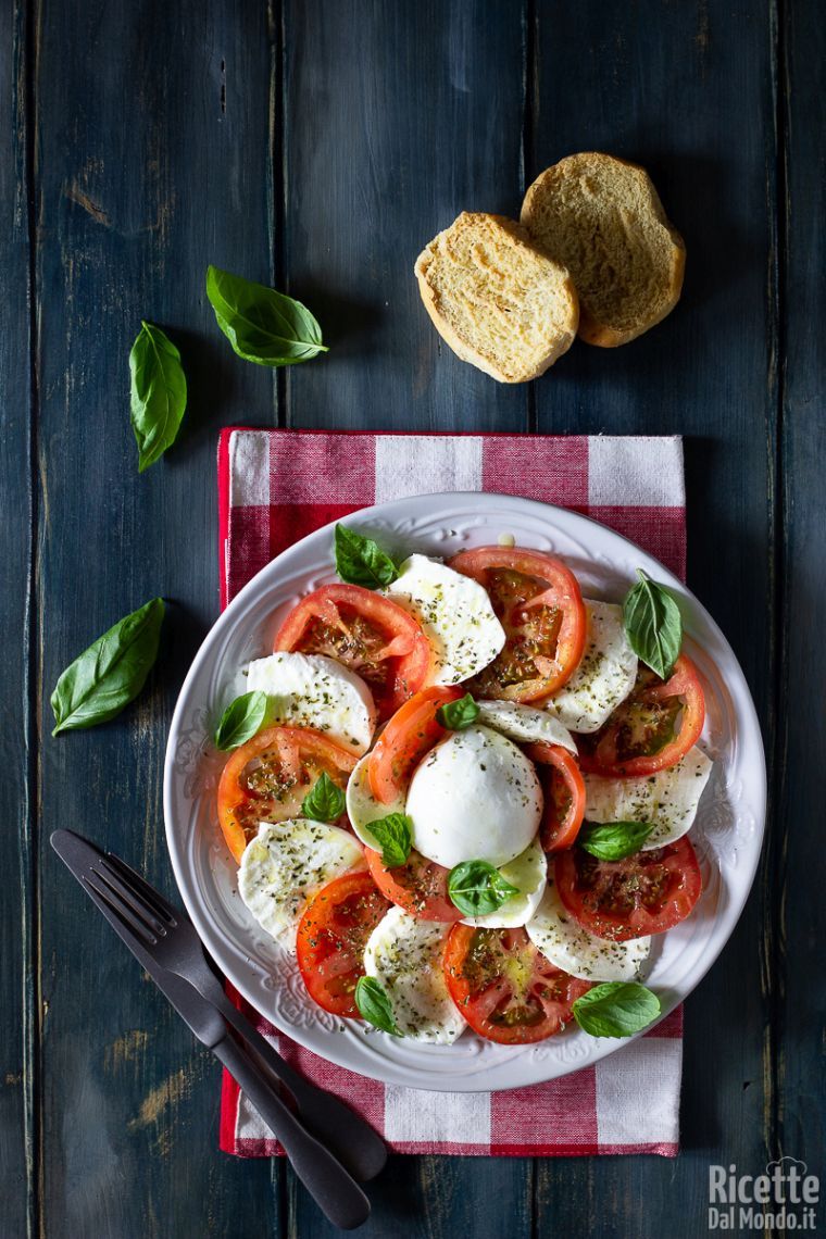 Insalata caprese, la ricetta originale semplice e sfiziosa | Marianna