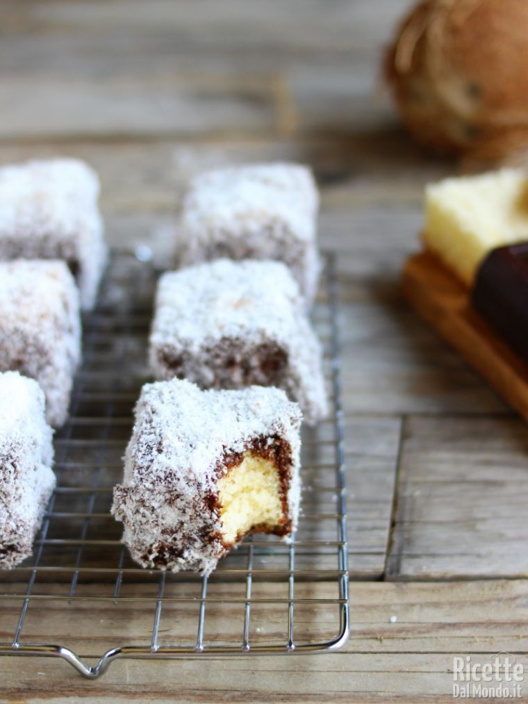 Dolcetti al cioccolato e cocco - lamington
