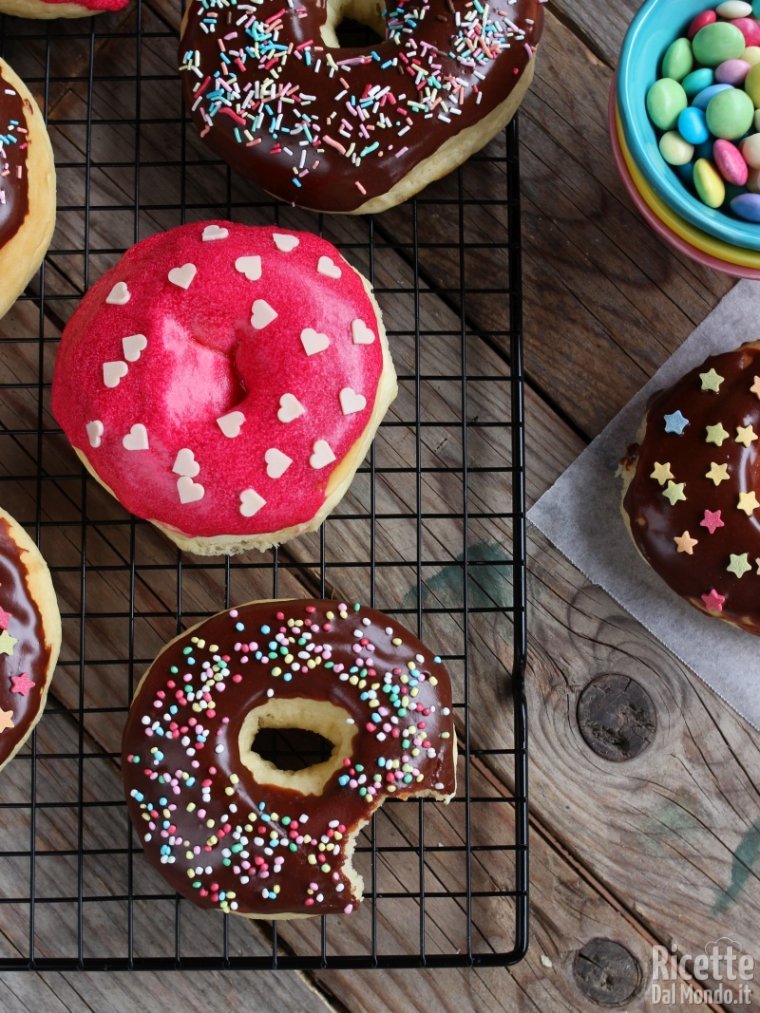 Donuts (doughnuts) al forno sofficissimi