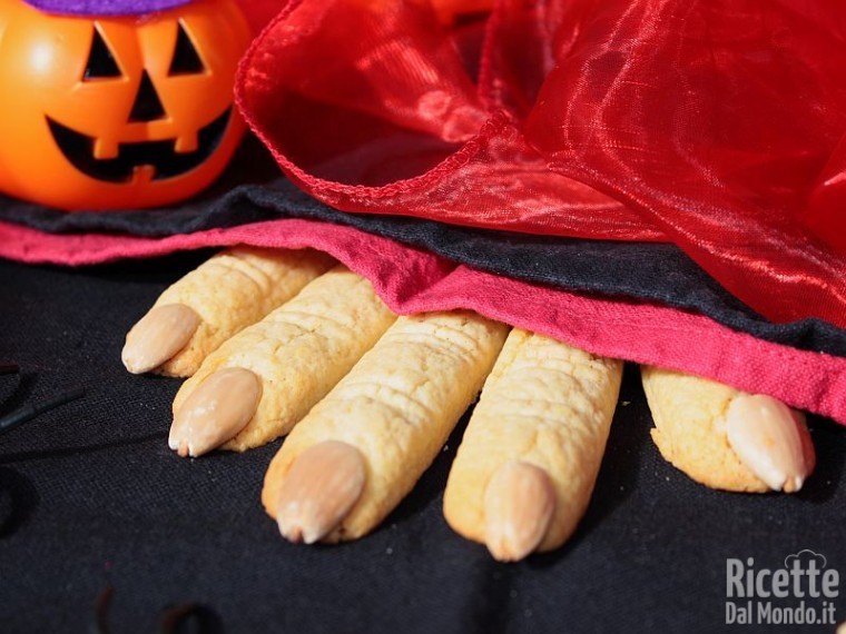 Biscotti dita della strega